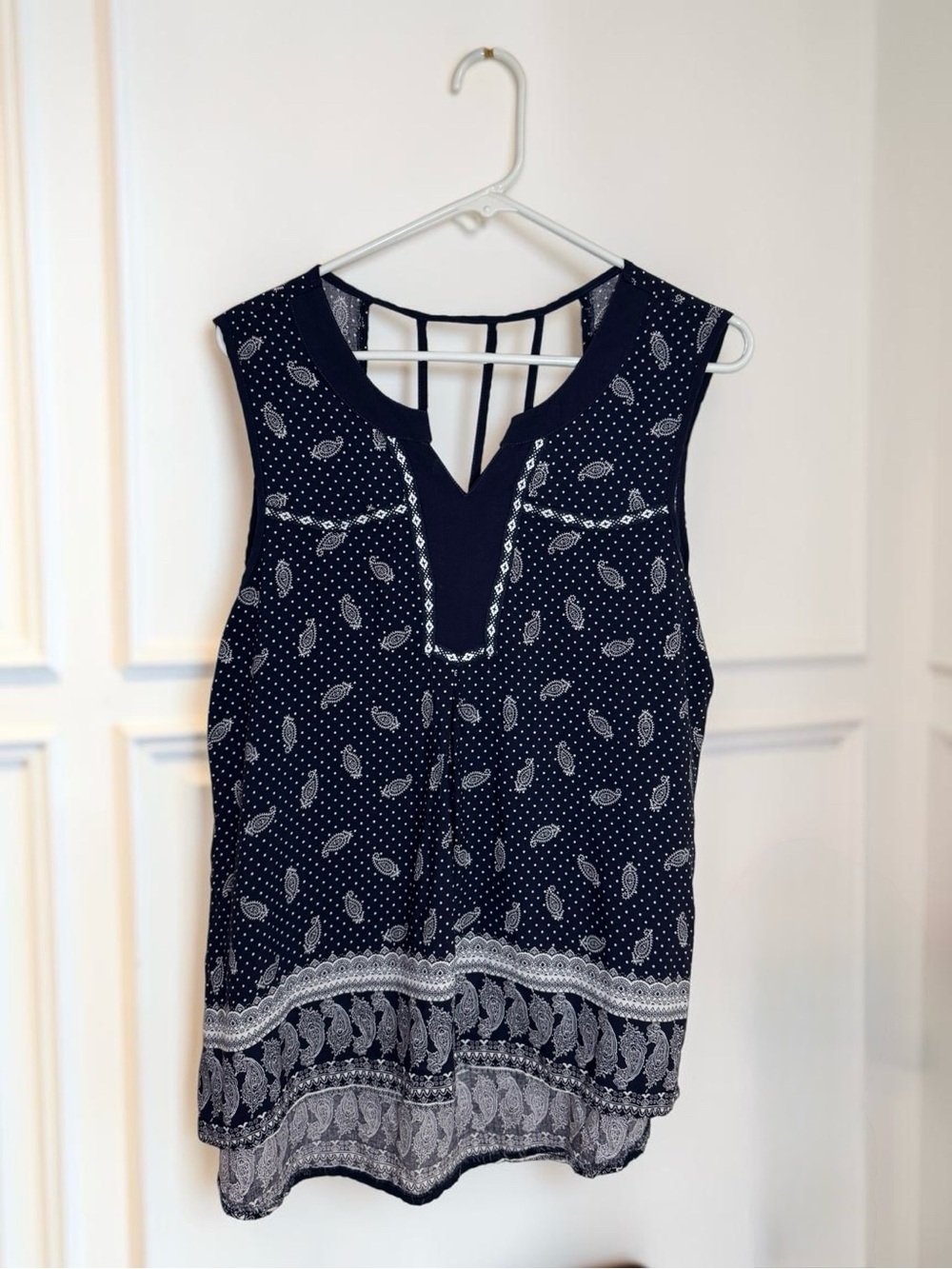 Studio West Navy and White Paisley Print Sleeveless Camisole